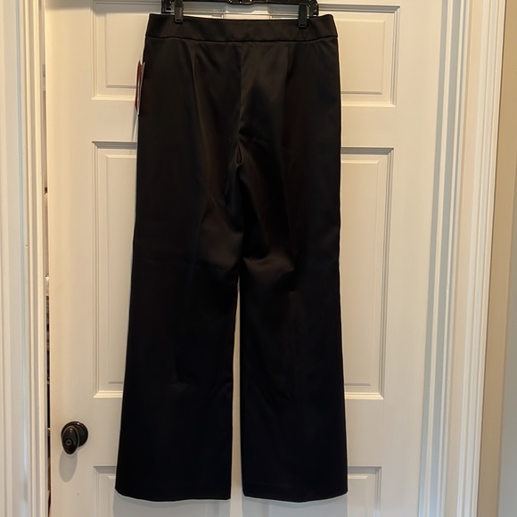 Black satin trousers. NWT. Size 12. Classic - Picture 3 of 6